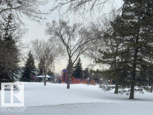 633 Willow Court, Edmonton, AB - Outdoor With View