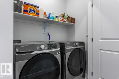 6464 King Wynd, Edmonton, AB - Indoor Photo Showing Laundry Room