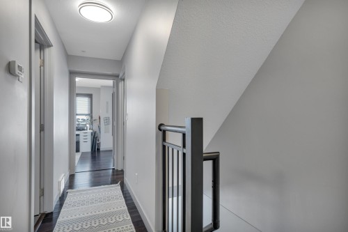 1641 Cunningham Way, Edmonton, AB - Indoor Photo Showing Other Room