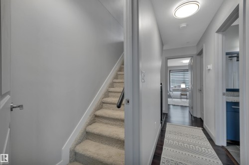 1641 Cunningham Way, Edmonton, AB - Indoor Photo Showing Other Room