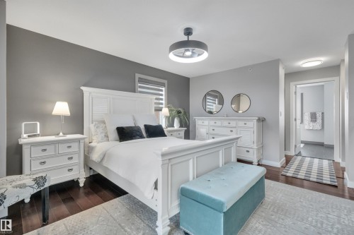 1641 Cunningham Way, Edmonton, AB - Indoor Photo Showing Bedroom