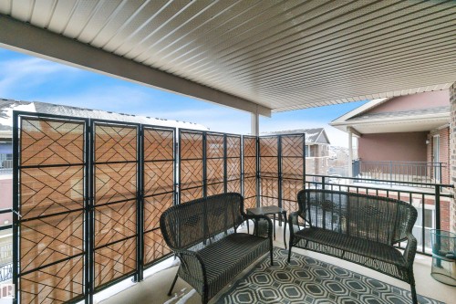 1641 Cunningham Way, Edmonton, AB - Outdoor With Exterior