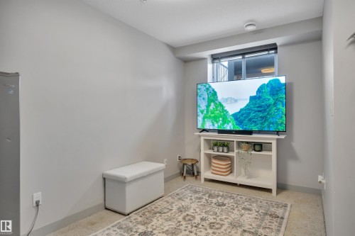 1641 Cunningham Way, Edmonton, AB - Indoor Photo Showing Other Room