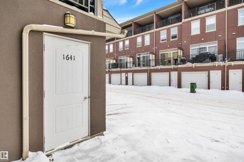 1641 Cunningham Way, Edmonton, AB - Outdoor With Exterior