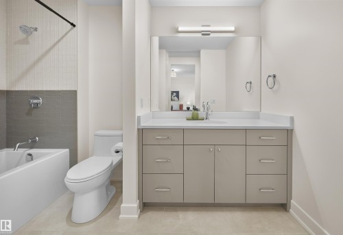4183 Cameron Heights Point(E), Edmonton, AB - Indoor Photo Showing Bathroom