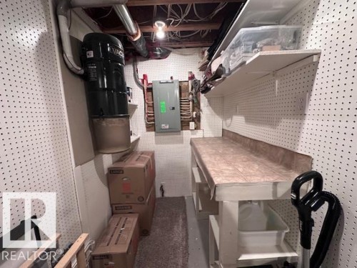 WORKBENCH AREA - 461 Charlotte Crescent, Sherwood Park, AB - Indoor