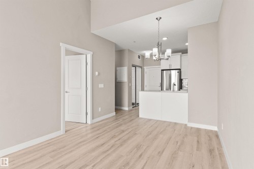 412 12804 140 Avenue, Edmonton, AB - Indoor