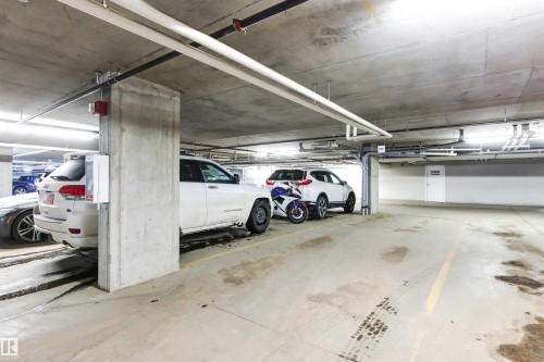 412 12804 140 Avenue, Edmonton, AB - Indoor Photo Showing Garage