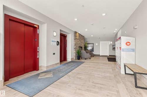 412 12804 140 Avenue, Edmonton, AB - Indoor Photo Showing Other Room