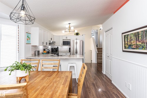 58 Durocher Street, St. Albert, AB - Indoor