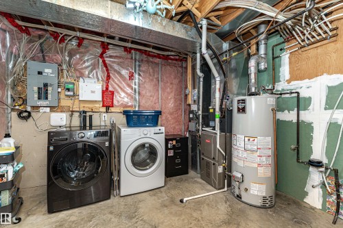 58 Durocher Street, St. Albert, AB - Indoor Photo Showing Laundry Room
