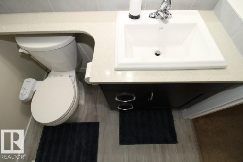 3043 Checknita Way, Edmonton, AB - Indoor Photo Showing Bathroom