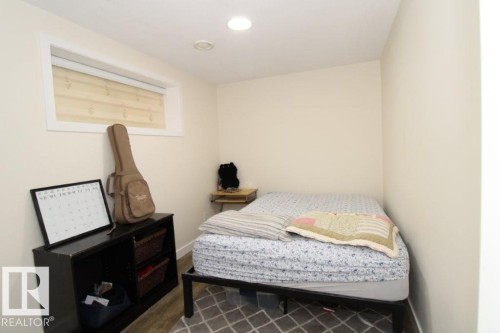 3043 Checknita Way, Edmonton, AB - Indoor Photo Showing Bedroom