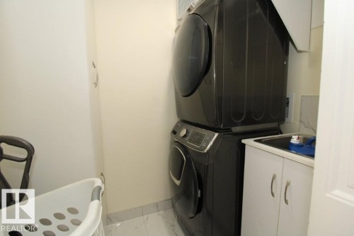 3043 Checknita Way, Edmonton, AB - Indoor Photo Showing Laundry Room