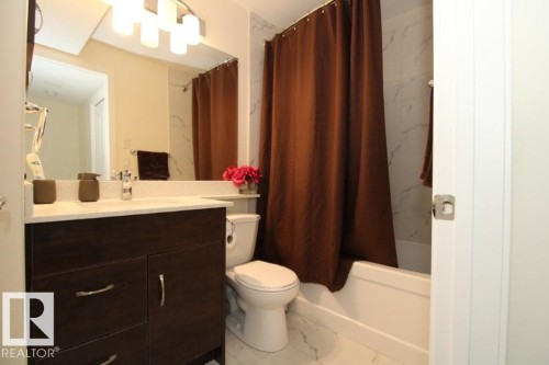 3043 Checknita Way, Edmonton, AB - Indoor Photo Showing Bathroom
