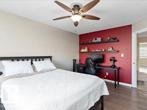13434 166 Avenue, Edmonton, AB - Indoor Photo Showing Bedroom