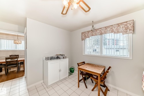 8602 158 Street, Edmonton, AB - Indoor