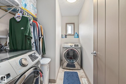 9520 206 Street, Edmonton, AB - Indoor Photo Showing Laundry Room
