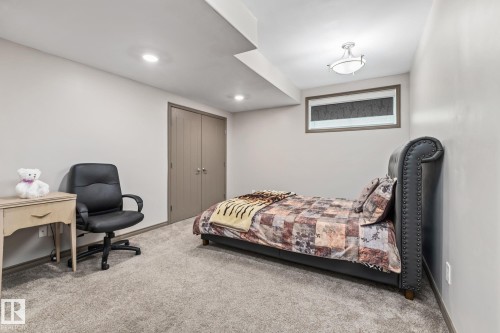 9520 206 Street, Edmonton, AB - Indoor