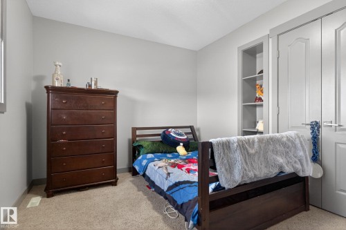 5514 Crabapple Loop, Edmonton, AB - Indoor Photo Showing Bedroom