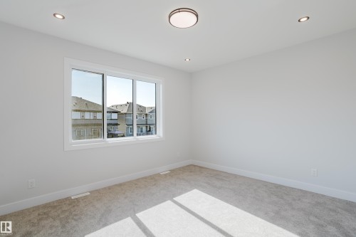 329 Balsam Link, Leduc, AB 