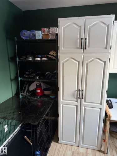 View of closet - 4506 53 Avenue, Barrhead, AB - Indoor