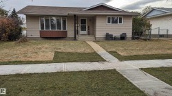 6307 Marler Dr  Camrose, AB T4V 2Y6