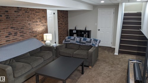 6307 Marler Dr, Camrose, AB - Indoor