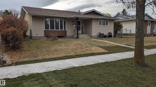 6307 Marler Dr, Camrose, AB - Outdoor