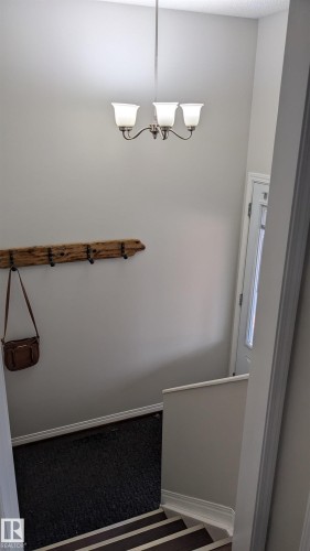 6307 Marler Dr, Camrose, AB - Indoor