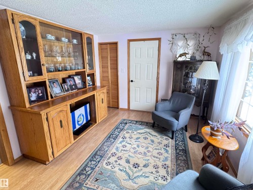 5309 51 Street, Jarvie, AB - Indoor