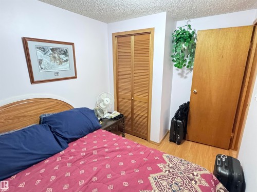5309 51 Street, Jarvie, AB - Indoor Photo Showing Bedroom
