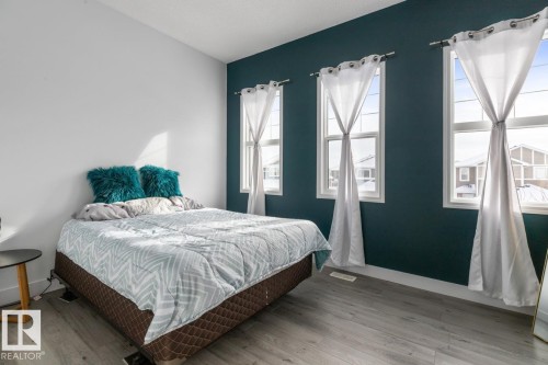 558 Sturtz Link, Leduc, AB 