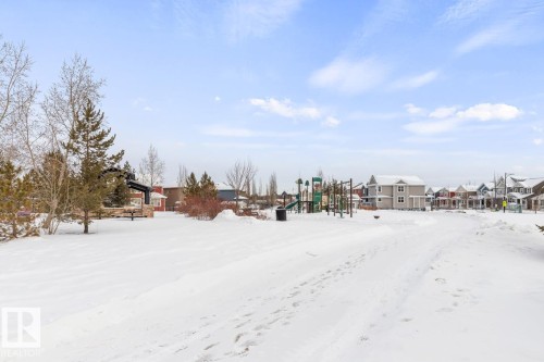 558 Sturtz Link, Leduc, AB 