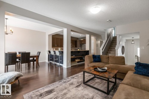 558 Sturtz Link, Leduc, AB 