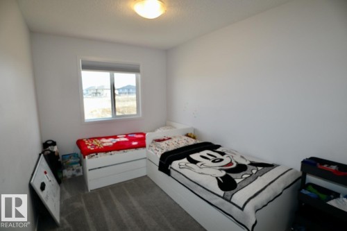 8741 Carson Way Sw, Edmonton, AB - Indoor Photo Showing Bedroom
