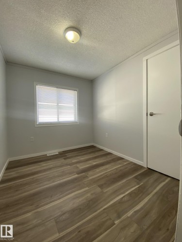 56 Westview Boulevard Boulevard, Edmonton, AB - Indoor Photo Showing Other Room