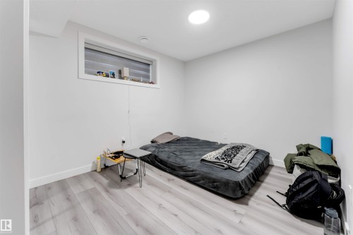 1217 29 Street, Edmonton, AB - Indoor Photo Showing Other Room