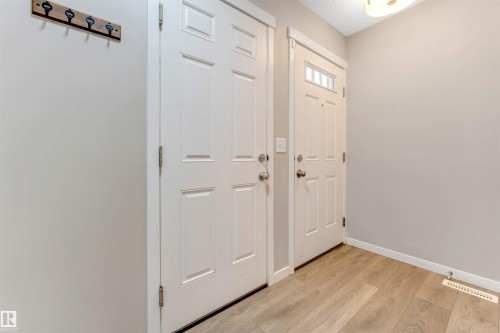 1217 29 Street, Edmonton, AB - Indoor Photo Showing Other Room