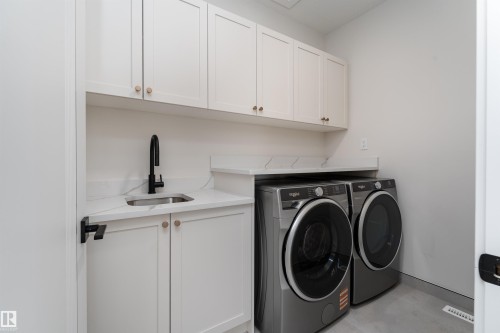 7077 Kiviaq Crescent, Edmonton, AB - Indoor Photo Showing Laundry Room