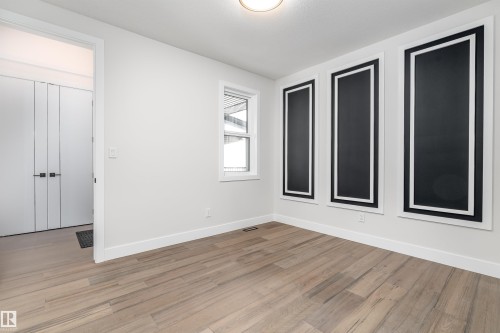7077 Kiviaq Crescent, Edmonton, AB - Indoor Photo Showing Other Room