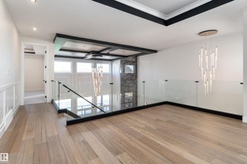 7077 Kiviaq Crescent, Edmonton, AB - Indoor Photo Showing Other Room