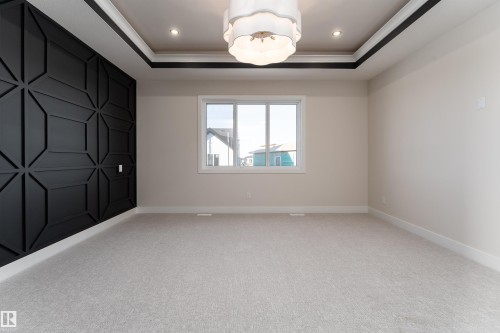 7077 Kiviaq Crescent, Edmonton, AB - Indoor Photo Showing Other Room