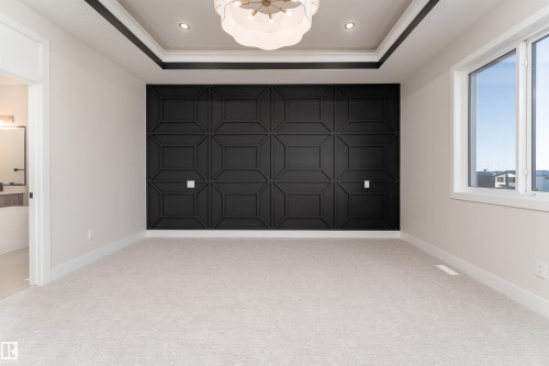 7077 Kiviaq Crescent, Edmonton, AB - Indoor Photo Showing Other Room