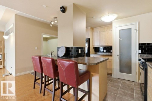 308 9020 Jasper Avenue, Edmonton, AB - Indoor Photo Showing Kitchen