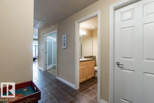 308 9020 Jasper Avenue, Edmonton, AB - Indoor Photo Showing Other Room