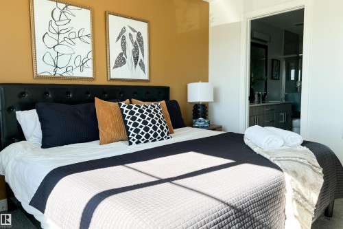 8040 Kiriak Link, Edmonton, AB - Indoor Photo Showing Bedroom