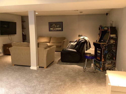 33 Arlington Drive, St. Albert, AB - Indoor