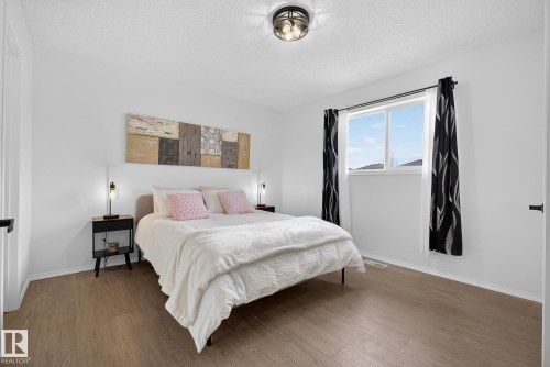 4503 149 Avenue, Edmonton, AB - Indoor Photo Showing Bedroom