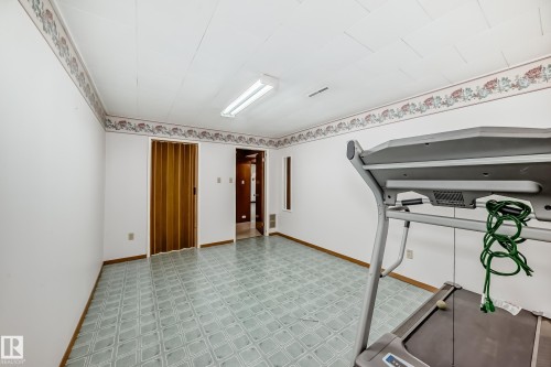 3629 117 Avenue, Edmonton, AB - Indoor